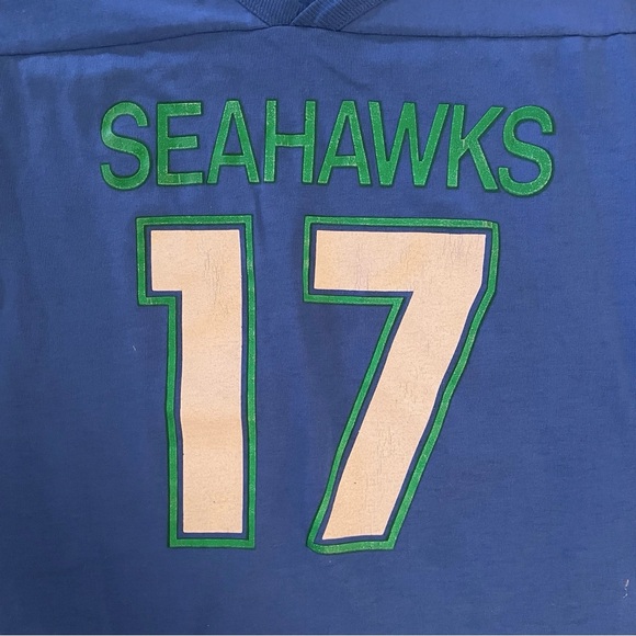Retro Distressed Seattle Seahawks Football Jersey Tshirt Boys Large Womens XS - Picture 3 of 5